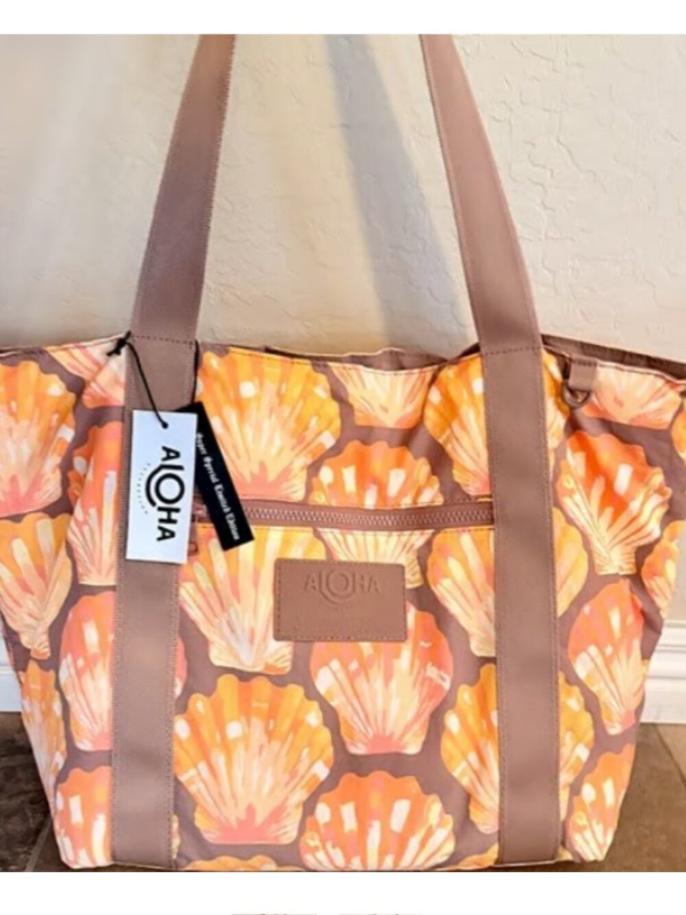 NWT〰️ALOHA Collection〰️ Sunrise Shell Nylon Zipper Tote